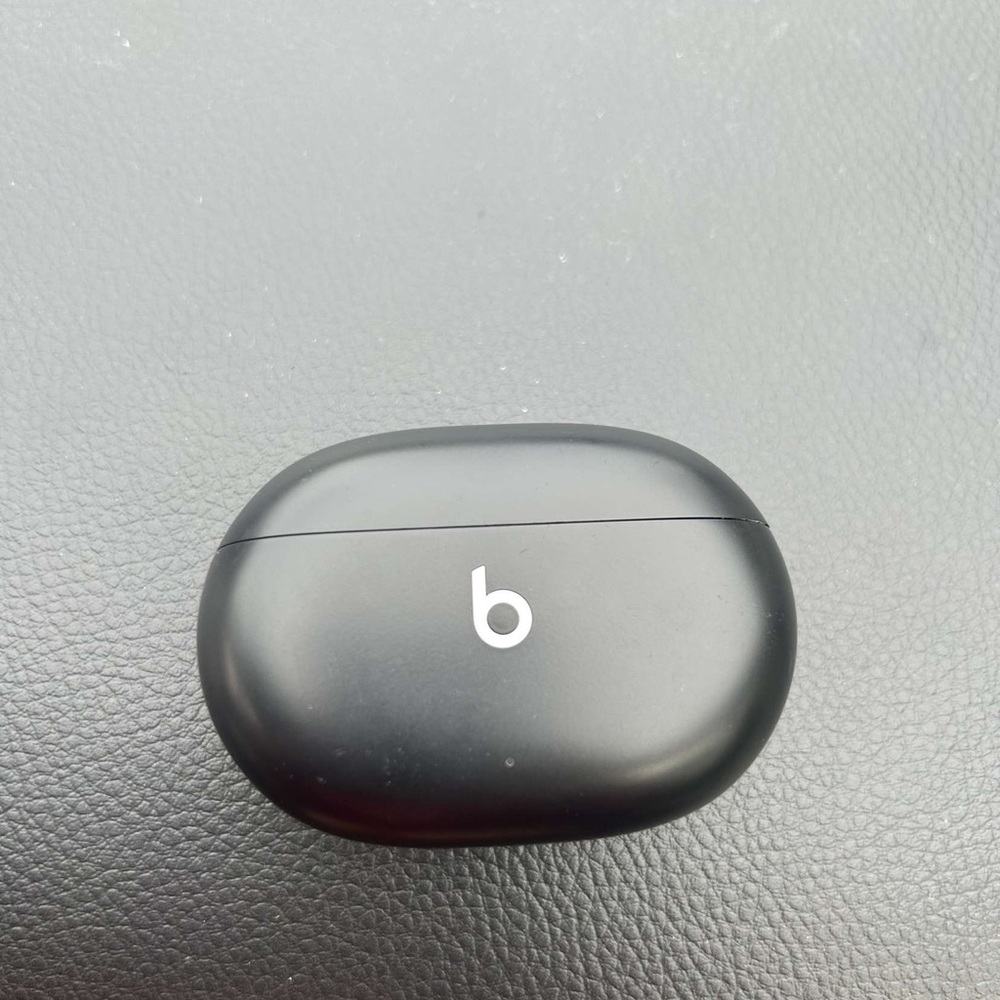 Beats by Dr. Dre Studio Buds - Black